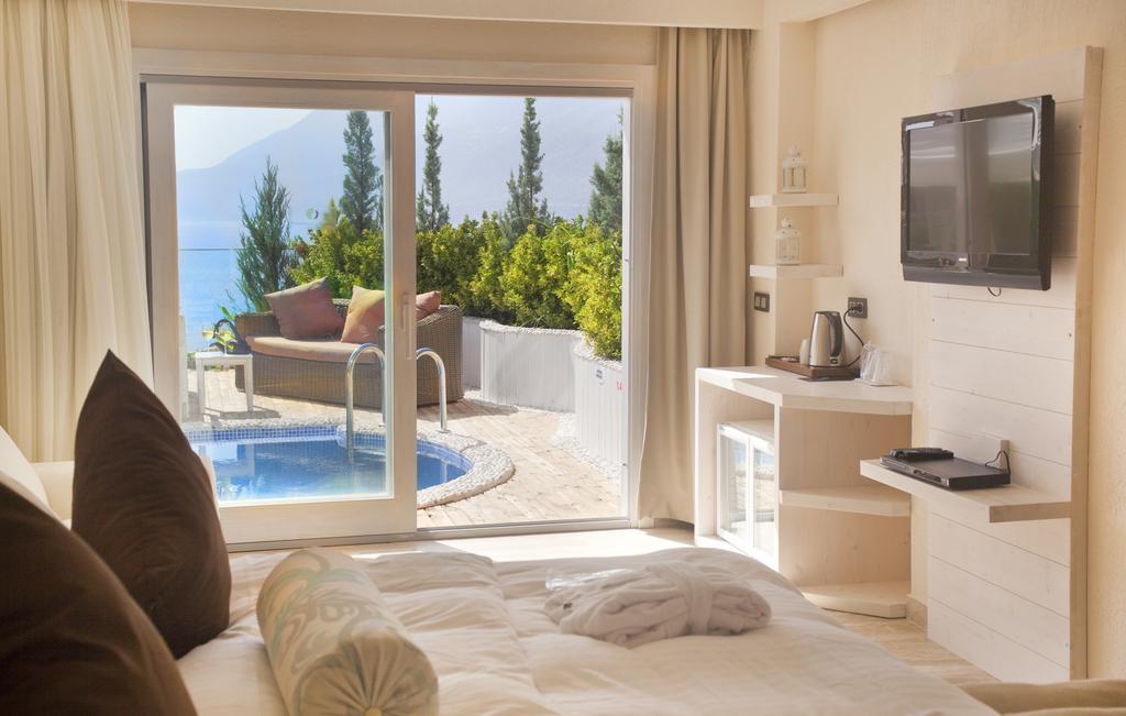 קס Peninsula Gardens Hotel - Adults Only מראה חיצוני תמונה