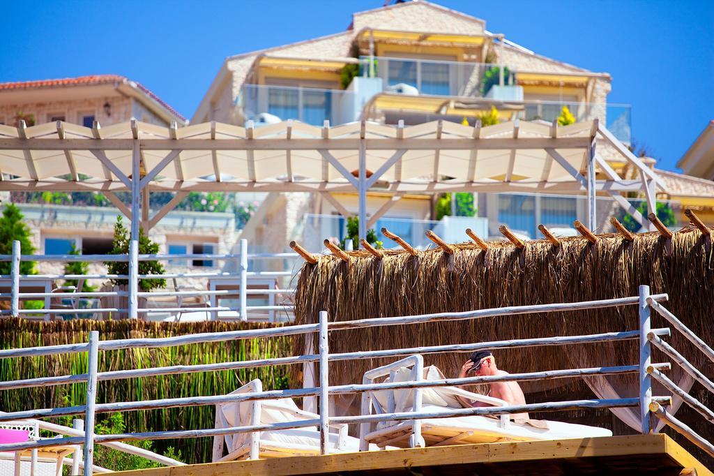קס Peninsula Gardens Hotel - Adults Only מראה חיצוני תמונה